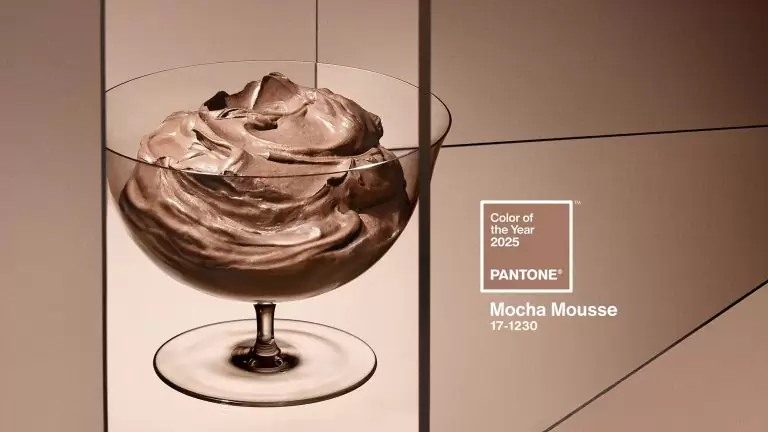 Màu của năm 2025 – Mocha Mousse PANTONE 17-1230: Kết nối cảm xúc, tôn vinh vẻ đẹp bền vững